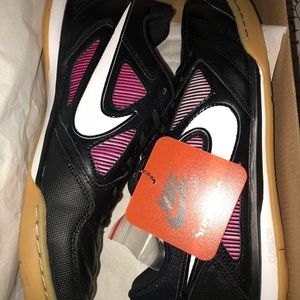 Nike sb gato supreme size 9 new never worn